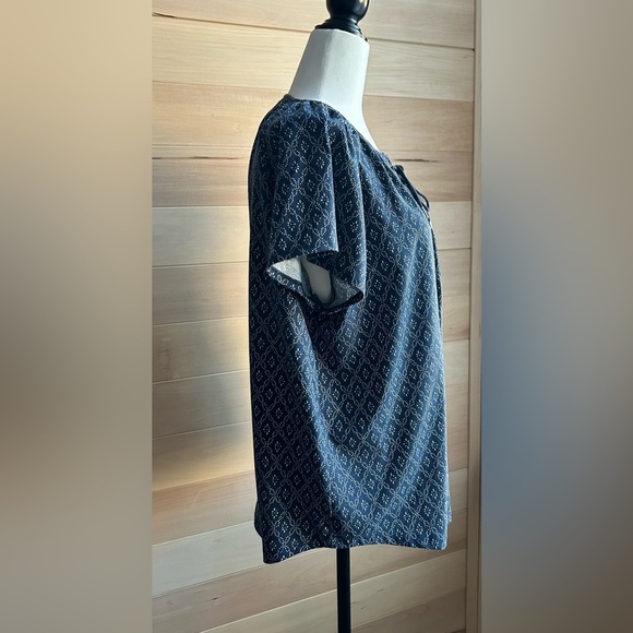 Ralph Lauren Chaps, size large, tie strings at the top blue and white - Picture 6 of 11